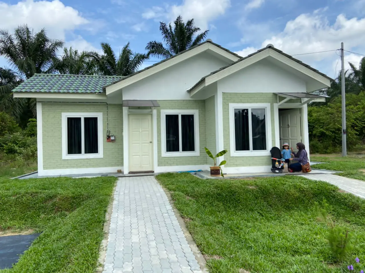 Chalet FR Eco Stay pada waktu siang